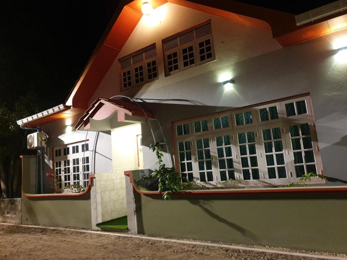 Fuvahmulah Inn Экстерьер фото